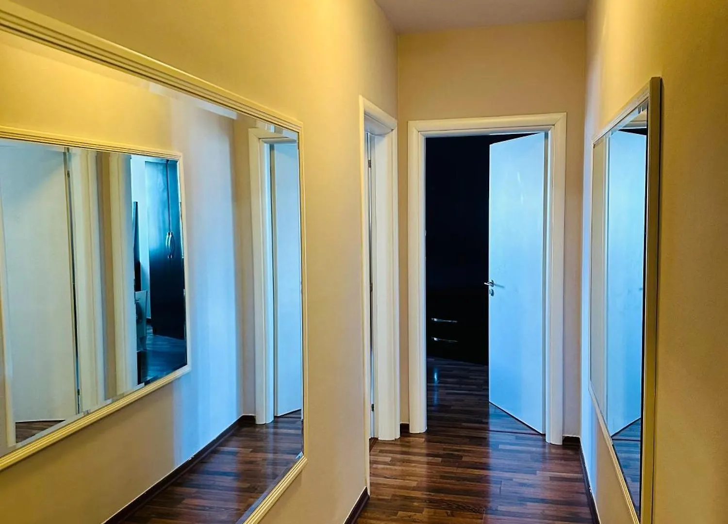 Fleeville Apartment Tirana 2